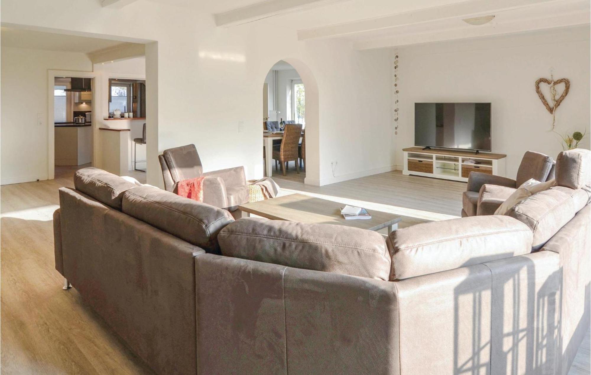 5 Bedroom Beautiful Home In Ockholm Exterior photo